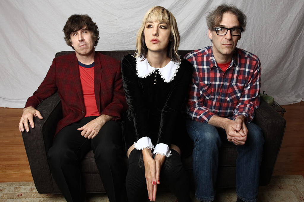 The Muffs: “Siempre hemos sido lobos solitarios”